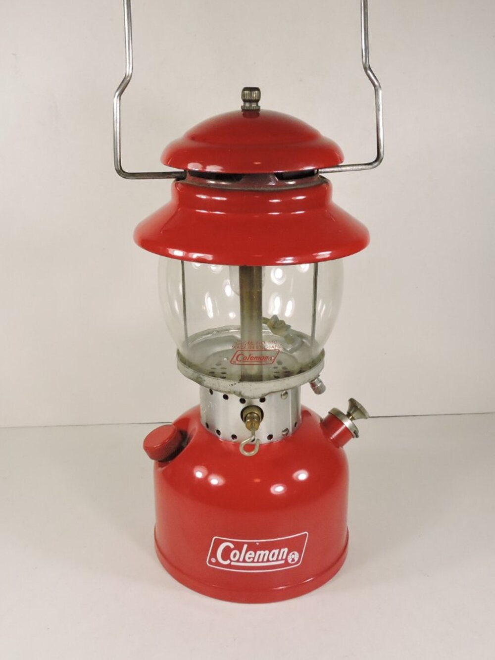 Vintage Coleman Model 200 Lantern - Collectors Last Production Dated 6 - 1970